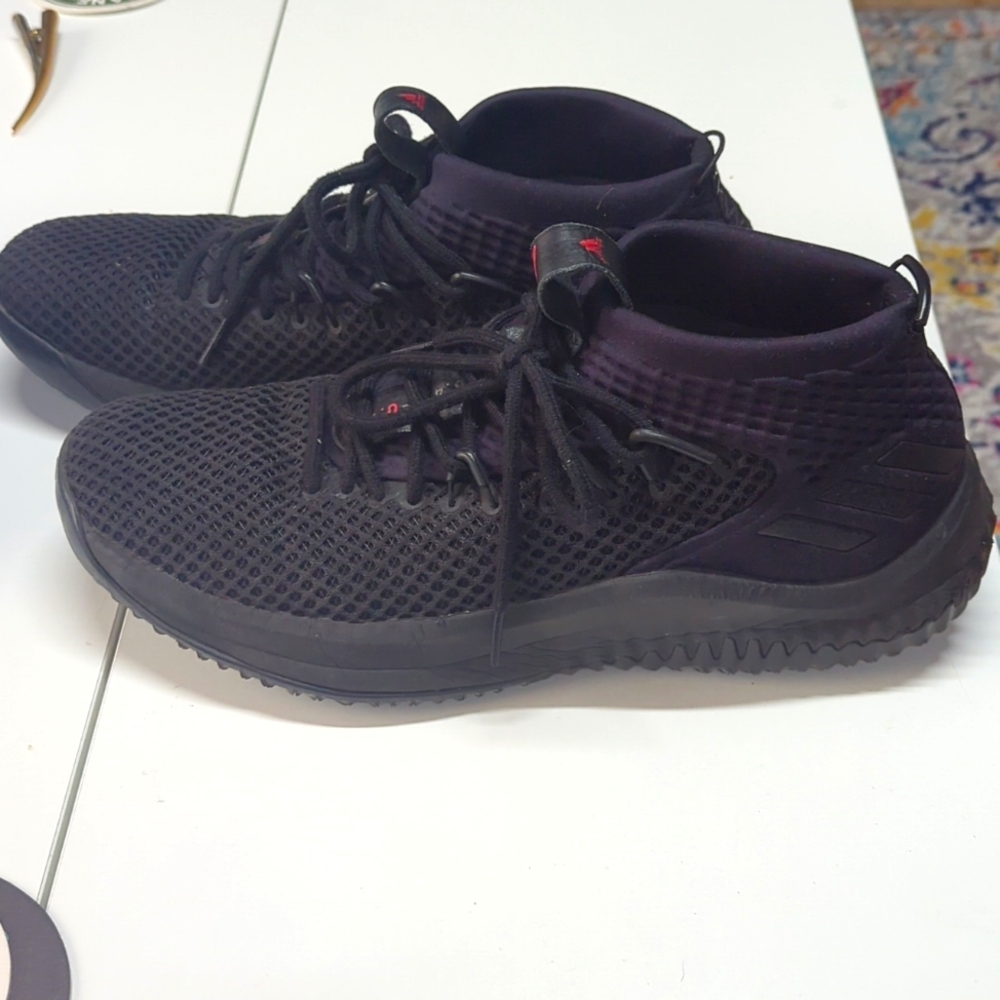 Adidas Dame 4 Basketball shoes